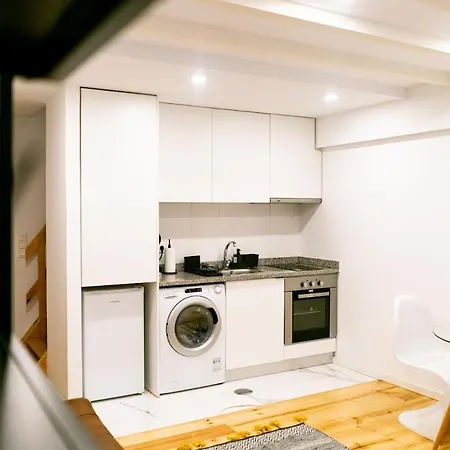 Magnificent Cais De Gaia Duplex * Вила-Нова-ди-Гая